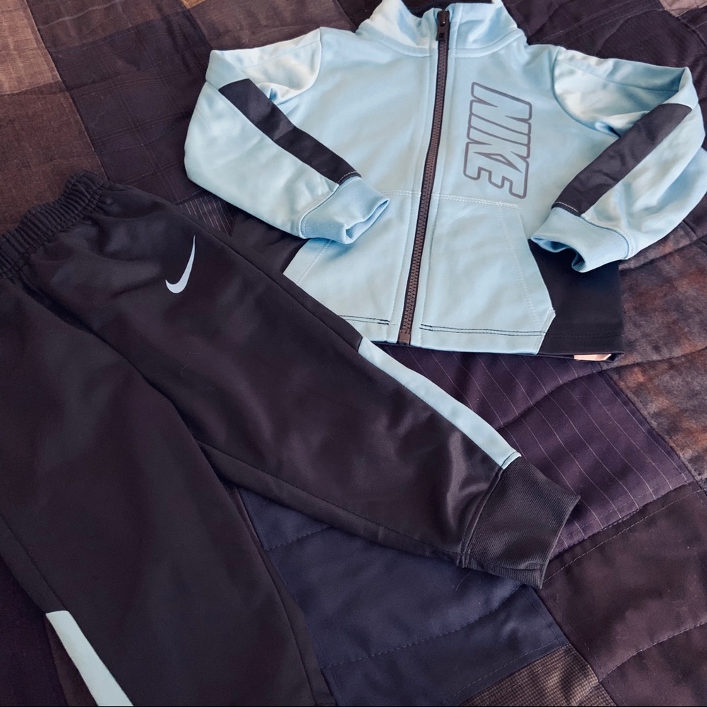 🚫SOLD🚫 NWOT Nike Tracksuit Outfit